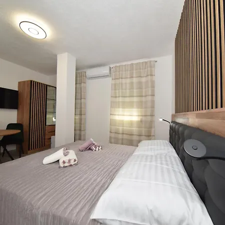 Jeta 2 & Apartamento