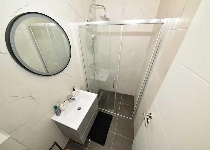 Jeta 2 & Lägenhet *